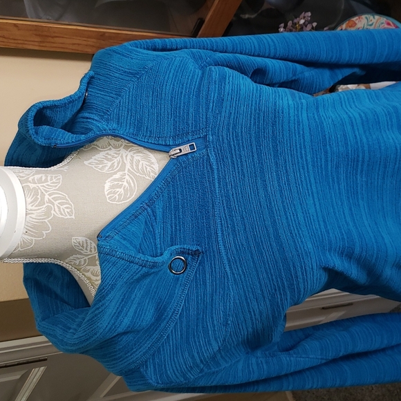 Avalanche teal/turquoise pullover - Picture 2 of 8